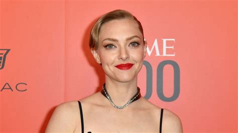 Amanda Seyfried Recalls Filming Nude Scenes at 19: ‘How Did